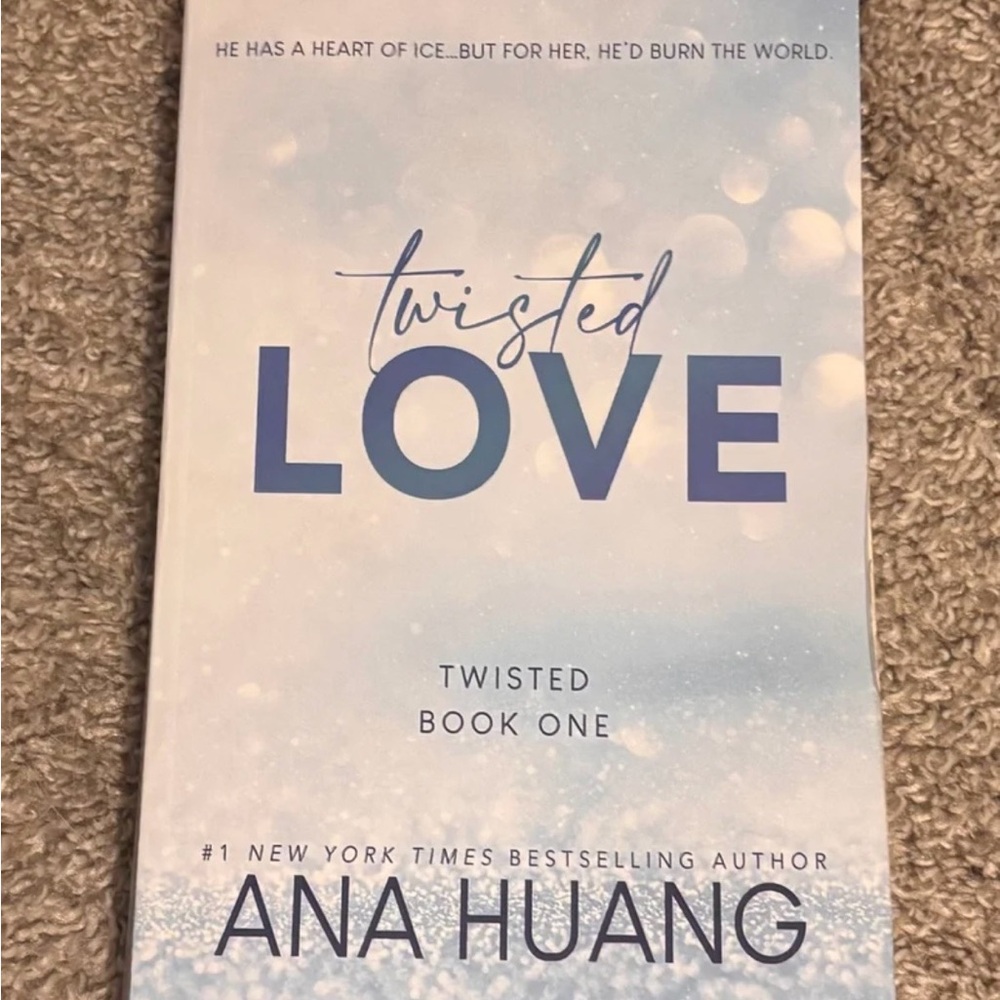 Twisted Series by Ana Huang - Picture 3 of 10
